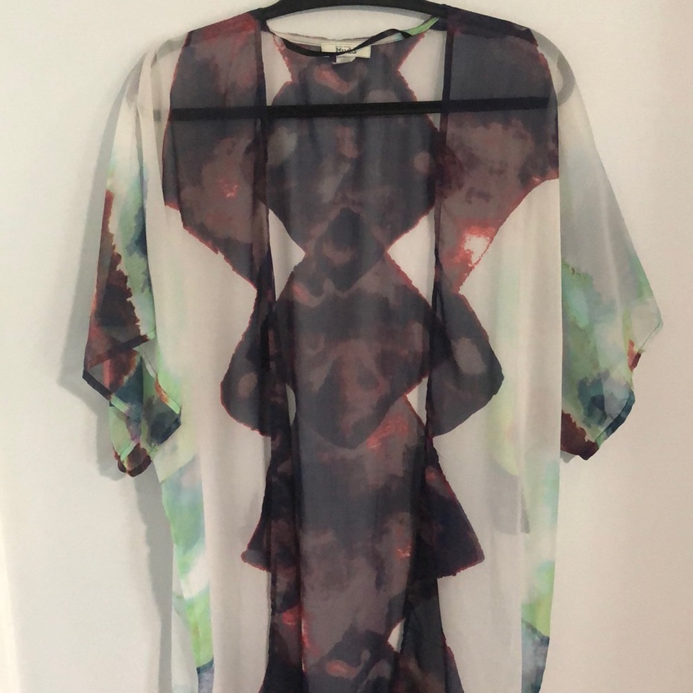 Short Sleeve Airy Wrap